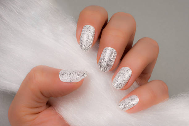 5 Sparkly Nail Trends for the Cold Months